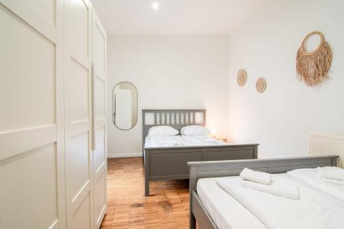 Hamburg - 2 Bedrooms for up to 11 guests, Гамбург (фото 11)