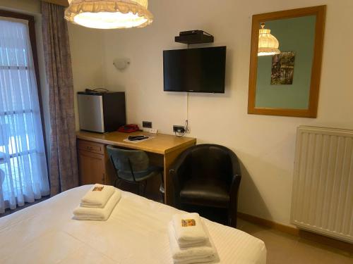 Hotel Monika – Zutendaal, AL