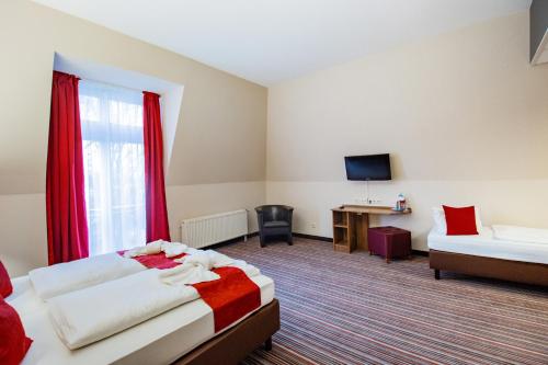 Seehotel Brandenburg an der Havel - image 12