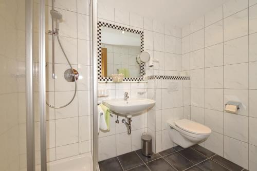 Hotel Garni Viktoria - image 9