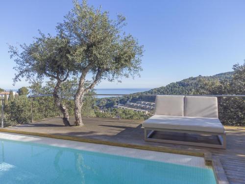 Leo, Begur (foto 4)