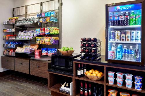 Detroit Metro Airport Marriott - image 3