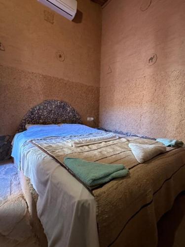 1 double bed