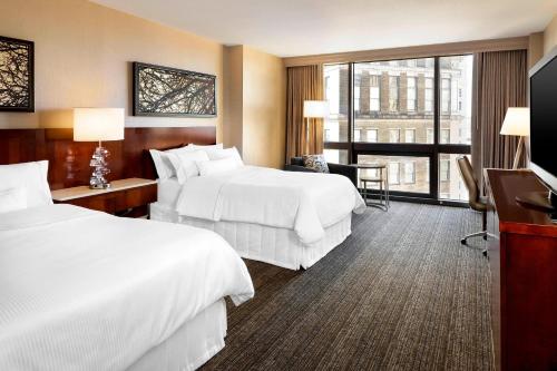 2 double beds