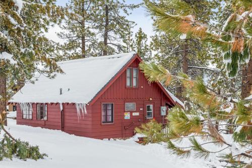 LAKEFRONT HIDEAWAY - On the Lake