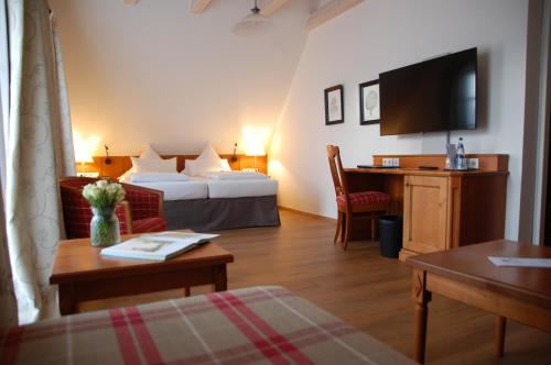 Metzgerei Gasthof Romantik Hotel Der Millipp - image 11
