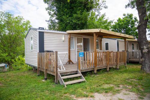 2 bedrooms, 4 beds