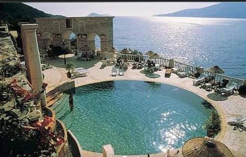 Marvelous Seaview Holiday Home Kalkan - image 5