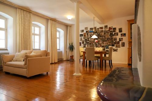 Luxus-Apartment im Sternenhof - Accommodation - Großkarlbach