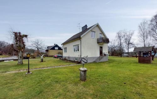 Amazing Home In Strmsnsbruk With Wifi