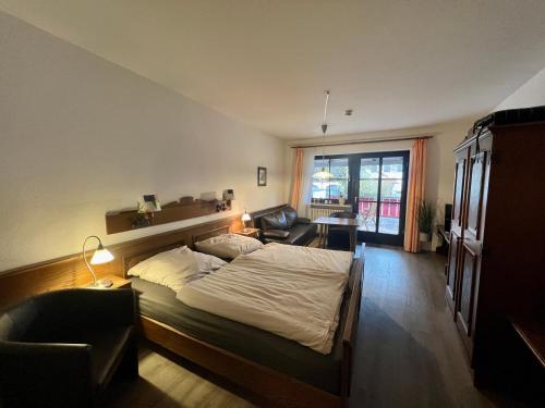 Charmante Ferienwohnung mit Bademantelgang zur Wohlfühltherme - Apartment - Bad Griesbach