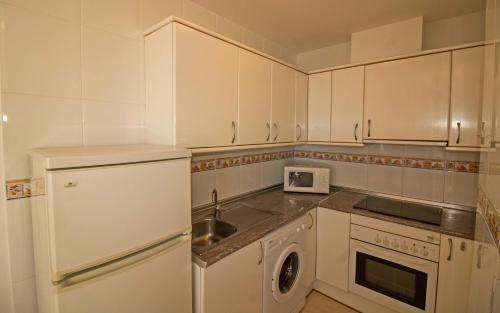 Apartment with Sea View room in JARDINES DEL PUERTO Primera línea de playa ALBERT VILLAS