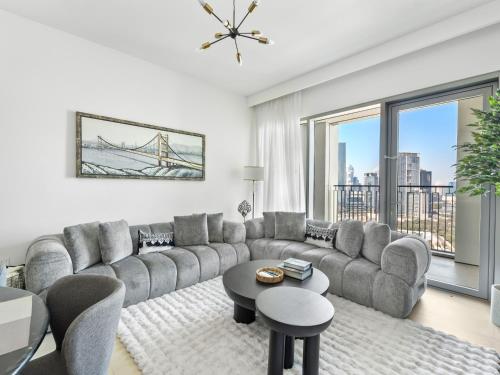 Contemporary 2BDR with Downtown views-28 - image 7