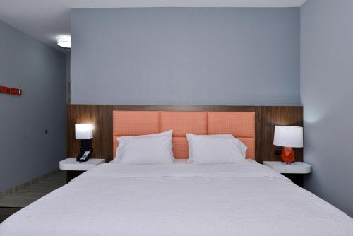 Hampton Inn Kansas City Northeast - image 6