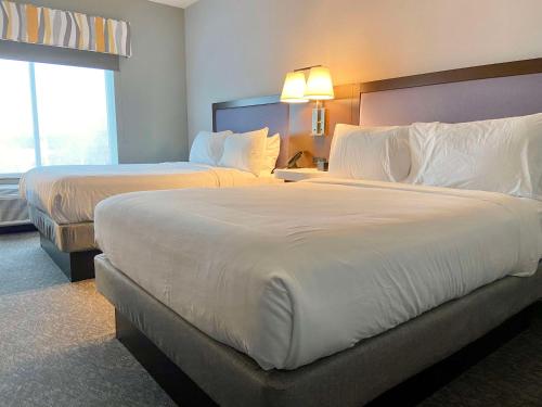 Hampton Inn by Hilton McMinnville - main image