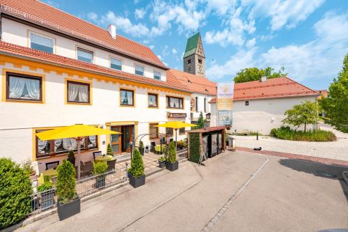 Ieeja, Hotel garni "Zum Engel" in Obergunzburg