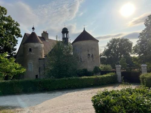 Logement Château de Villeneuve - Location saisonnière - Sainte-Croix-Vallée-Française