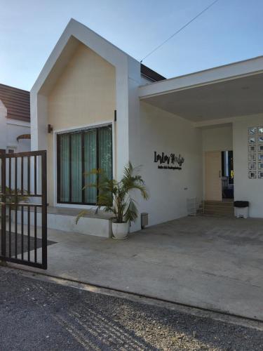 อิมอิม เฮ้าส์ พูลวิลล่า อุดรธานี