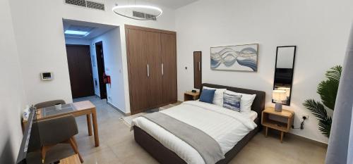 Shaista Azizi Residence - Al Furjan by Golden Casa, Dubai (Foto 2)
