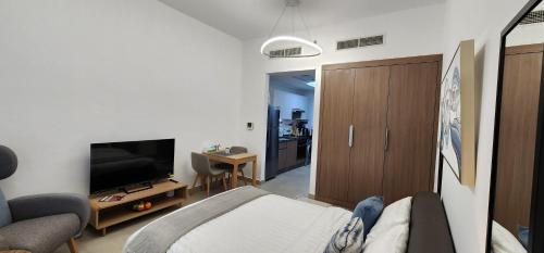 Shaista Azizi Residence - Al Furjan by Golden Casa, Dubai (Foto 5)