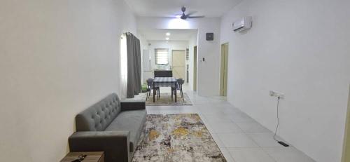 B&B Kepala Batas - Homestay Sena Emas - Bed and Breakfast Kepala Batas