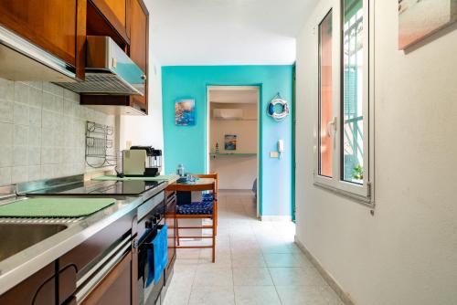 One-Bedroom Apartment image 10