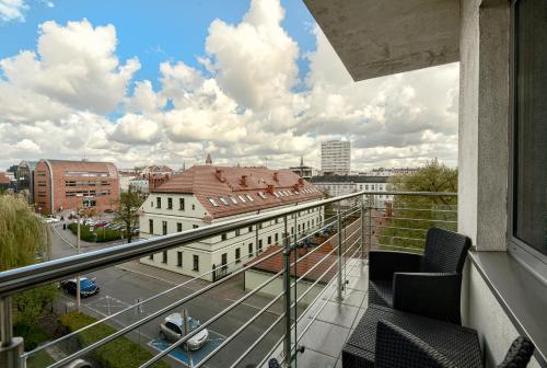 Premium Corner King Room with Balcony and River View