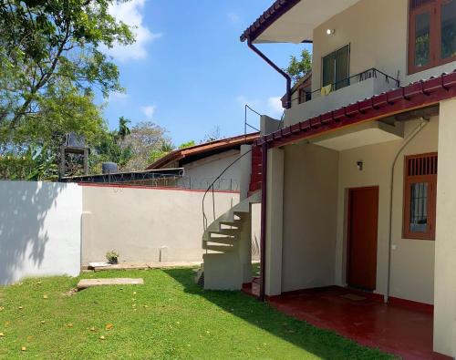 A & N Anchorage Rented Home 60 sq m Approved by Sri Lanka Tourism Development Authority in Nawala Area