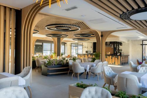 restavracija, La Terrazza Hotel & Restaurant in Ferizaj