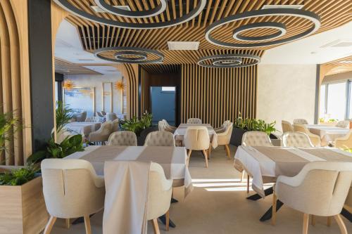 restavracija, La Terrazza Hotel & Restaurant in Ferizaj