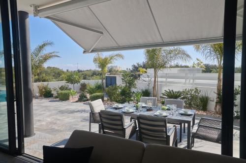 Villa with Private Pool image 6