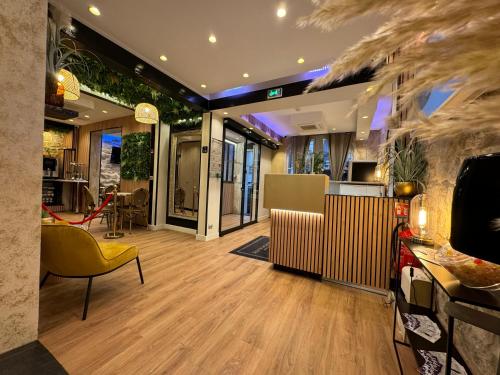 Hotel Nation Montmartre, Париж