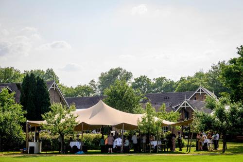 Landhuishotel De Bloemenbeek - image 9