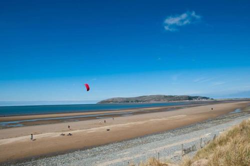 Carmen Sylva Studio flat Llandudno sea front