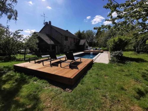 MAISONS - SAUNA, HAMMAN ET PISCINE. FÊTES INTERDIT (MAISONS - SAUNA, HAMMAN ET PISCINE. FETES INTERDIT) in Esternay