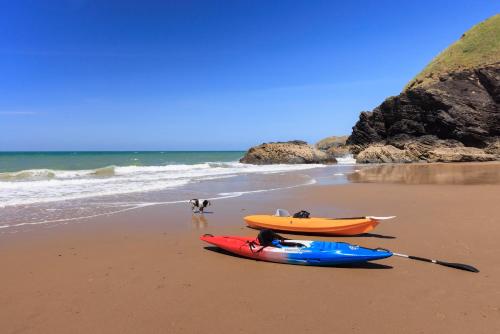 Rhaiadle Llangrannog