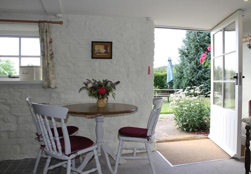 Dee's Cottage at Brinsop in Bishopstone