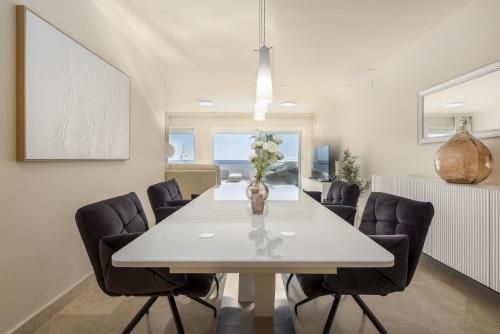 Létesítmények, Beach Apartment Sinfonia - 2BR, pool in Buenas Noches