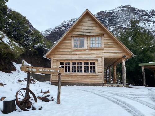 A környék, Cabañas con tinajas calientes en Parque Guaiquivilo (Cabanas con tinajas calientes en Parque Guaiquivilo) in Vilches