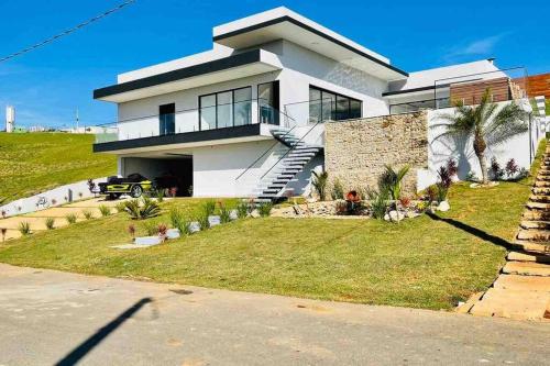 Casa Alto Padrão Represa de Itupararanga Ibíuna