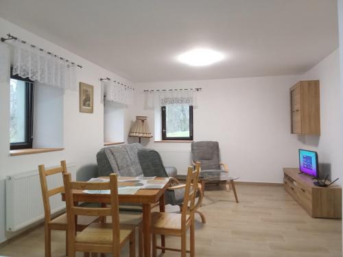 Iekārtas, Ubytování Habartice (Ubytovani Habartice) in Dolni Rasnice