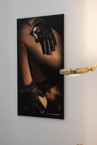 Gloves Rooms – Naples, CO