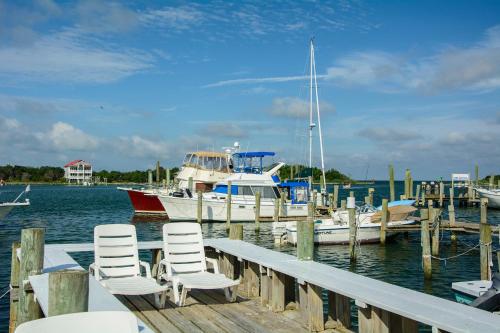 Anchorage Inn & Marina
