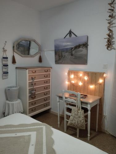 CHAMBRES D'HÔTES CHEZ CATHERINE A REUS chambre bord de mer avec salle de bains privée (CHAMBRES D'HOTES CHEZ CATHERINE A REUS chambre bord de mer avec salle de bains privee) in เรอุส