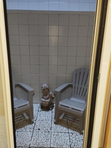 CHAMBRES D'HÔTES CHEZ CATHERINE A REUS chambre bord de mer avec salle de bains privée CHAMBRES D'HÔTES CHEZ CATHERINE A REUS chambre bord de mer avec salle de bains privée