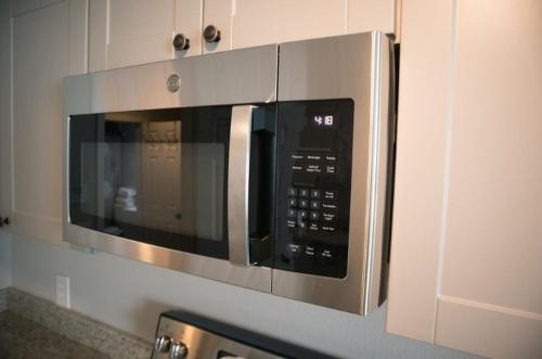 Chic 1BR w/backyard near Bishop Arts & Dallas Zoo in Dallas, USA