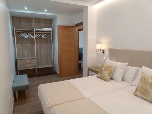 APARTAMENTOS SAN NICOLAS