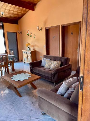 Casa em Ilhabela para família (Casa em Ilhabela para familia) in Agua Branca