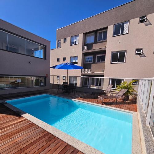 Apartamento de Luxo com Piscina em Bombinhas - Quatro Ilhas