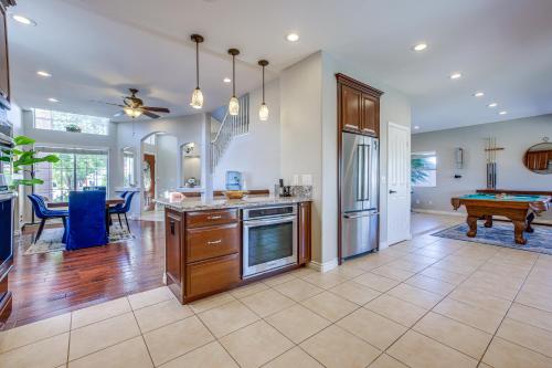 Large Las Vegas Home with Pool, Hot Tub and Game Room, Las Vegas (fotografie 10)